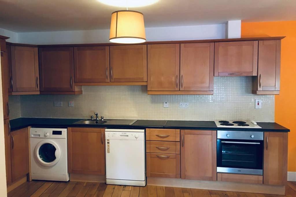 Apartment 4, Clifden Bay Apartments ภายนอก รูปภาพ
