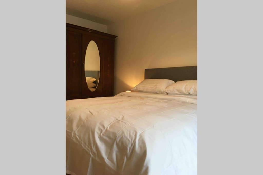 Apartment 4, Clifden Bay Apartments ภายนอก รูปภาพ